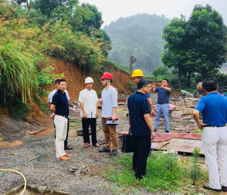 湖北省在建工程地質(zhì)災(zāi)害防治檢查組到中大工勘院通山地災(zāi)防治項(xiàng)目開展汛期檢查