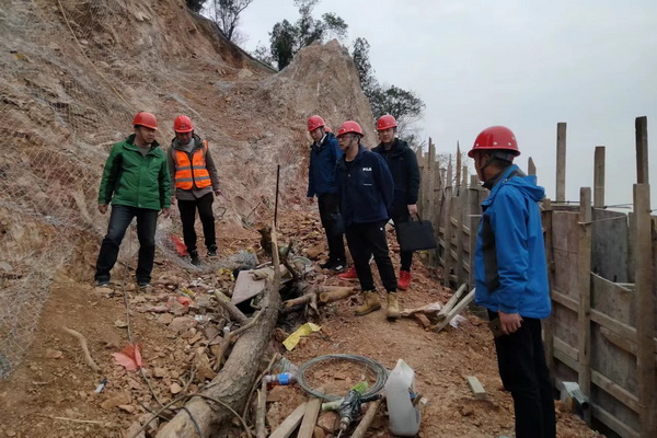 隊(duì)檢查組到中大公司開(kāi)展安全質(zhì)量綜合檢查